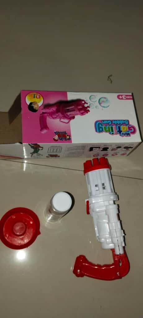 8-Hole Automatic Gatling Bubble Gun – Electric Bubble Blower with Batteries & Bubble Water (Assorted Color)