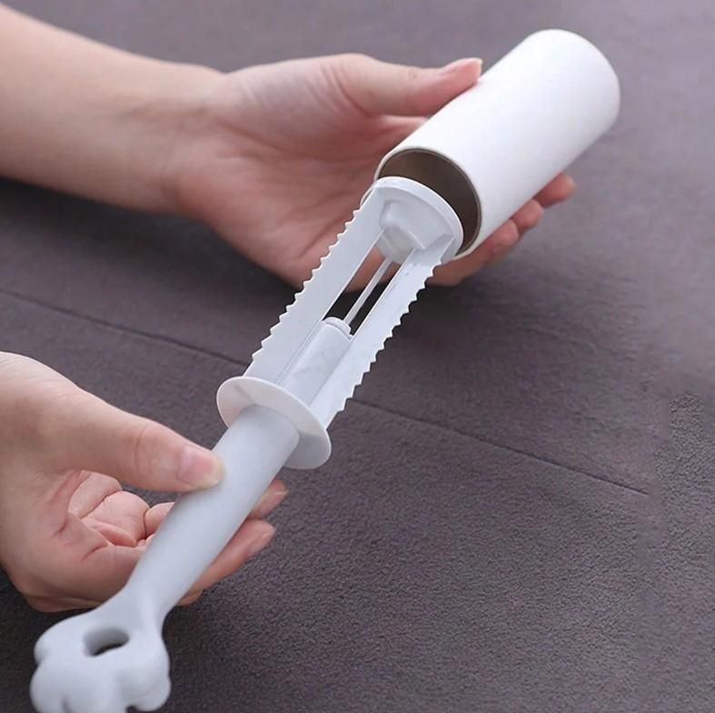 Reusable Lint Remover Roller for Clothes – Easy Fabric Cleaning Tool (1 Pc)